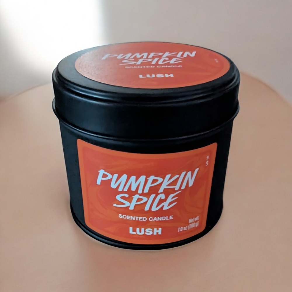 NEW LUSH Pumpkin Spice Candle